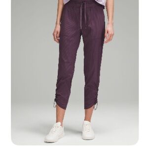 Lululemon dance studio mid rise cropped pants